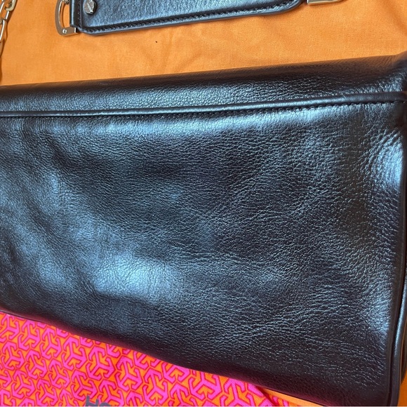 Authentic Tory Burch genuine leather handbag
With silver hardware! - Picture 10 of 13